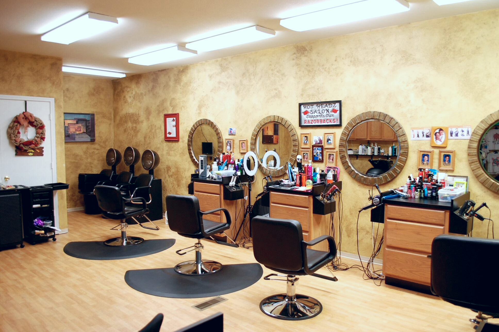 Hot Headz Salon In Springdale AR | Vagaro